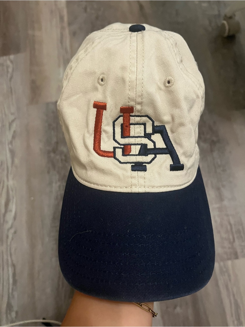 USA baseball cap with adjustable back